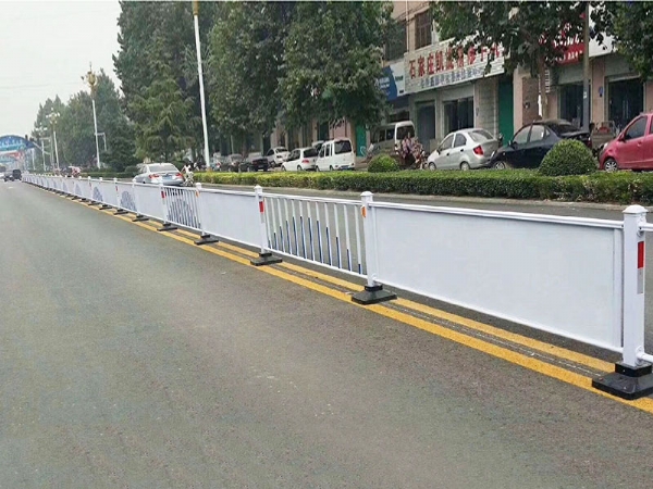 道路护栏